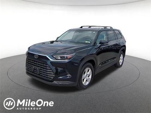 2025 Toyota Highlander LE
