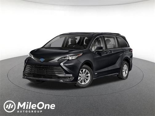 2025 Toyota Sienna Platinum 7 Passenger