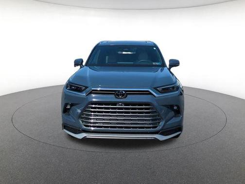 2026 Toyota Highlander Hybrid Base