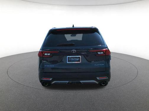 2026 Toyota Highlander Hybrid Base