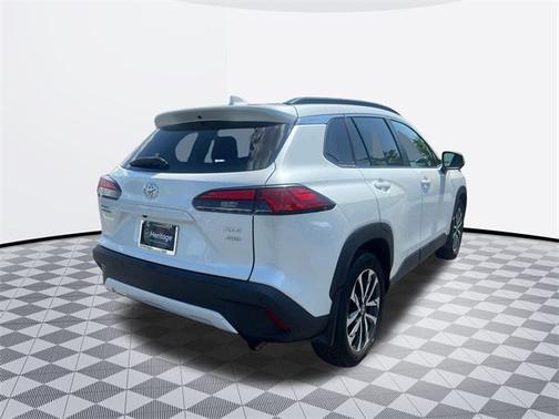 2022 Toyota Corolla Cross XLE