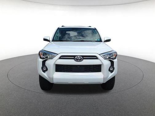 Ice Cap 2024 Toyota 4Runner SR5 Premium