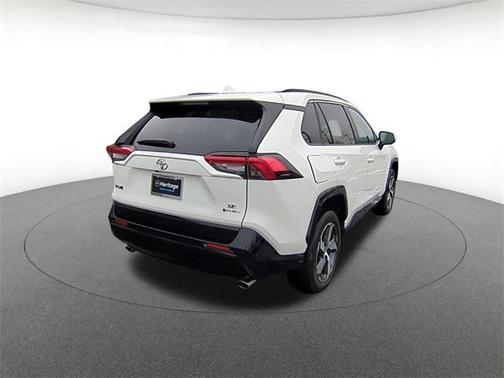 2025 Toyota RAV4 Hybrid SE