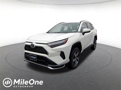 2025 Toyota RAV4 Hybrid SE