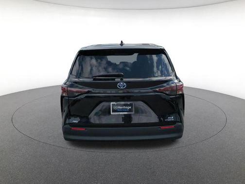 Midnight Black Metallic 2023 Toyota Sienna XLE