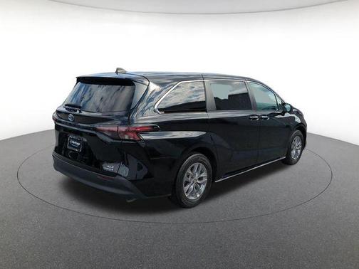 Midnight Black Metallic 2023 Toyota Sienna XLE