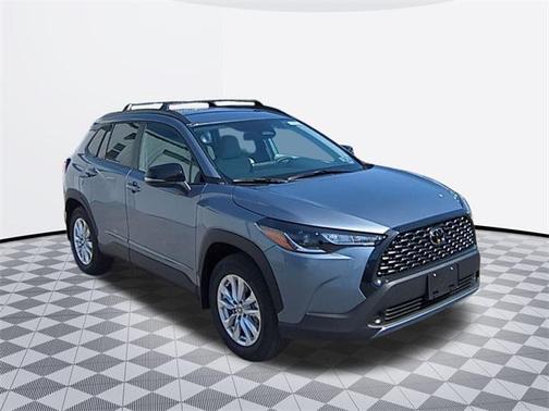 2025 Toyota Corolla Cross LE