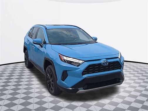 2022 Toyota RAV4 Hybrid SE