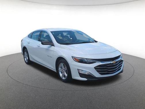 Summit White 2020 Chevrolet Malibu 1LS