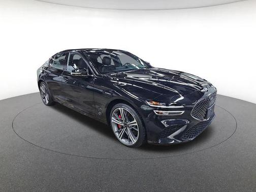 Vik Black 2025 Genesis G70 3.3T RWD Sport Advanced