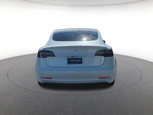 Pearl White 2023 Tesla Model 3 Standard Range