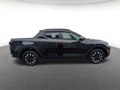 2025 Hyundai SANTA CRUZ SEL Activity