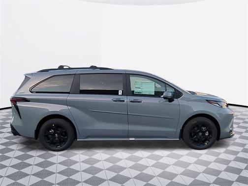 2025 Toyota Sienna Woodland Edition