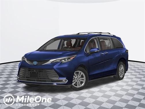 2025 Toyota Sienna Platinum 7 Passenger