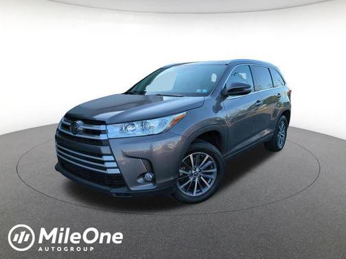 Predawn Gray Mica 2017 Toyota Highlander XLE
