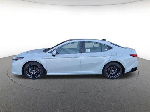 Pear 2026 Toyota Camry XLE