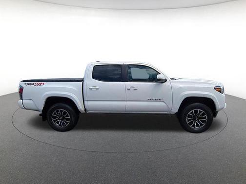 Super White 2021 Toyota Tacoma TRD Sport