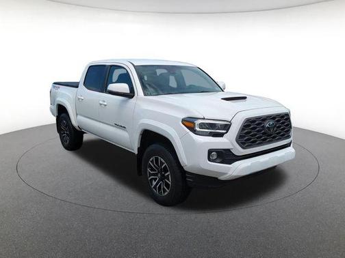 Super White 2021 Toyota Tacoma TRD Sport
