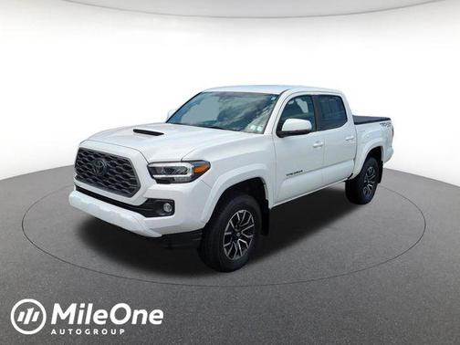 Super White 2021 Toyota Tacoma TRD Sport