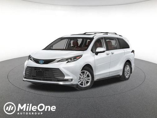 Pearl 2026 Toyota Sienna Platinum