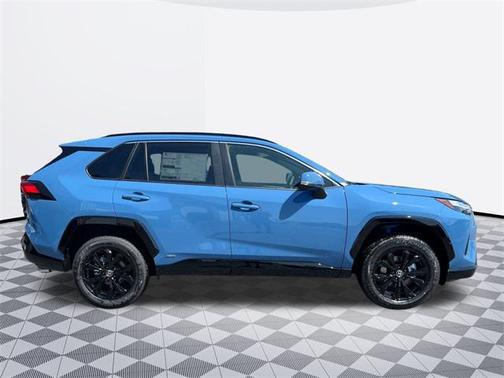 2025 Toyota RAV4 Hybrid SE