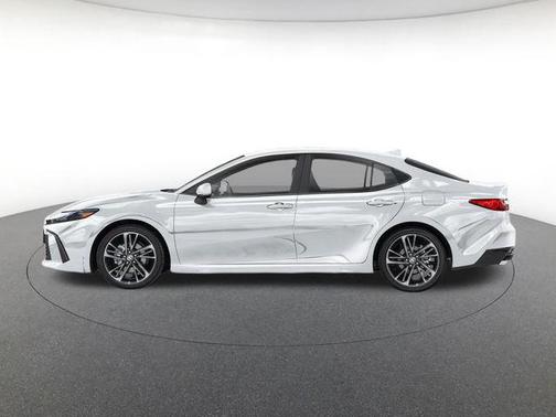 Pearl 2026 Toyota Camry XSE