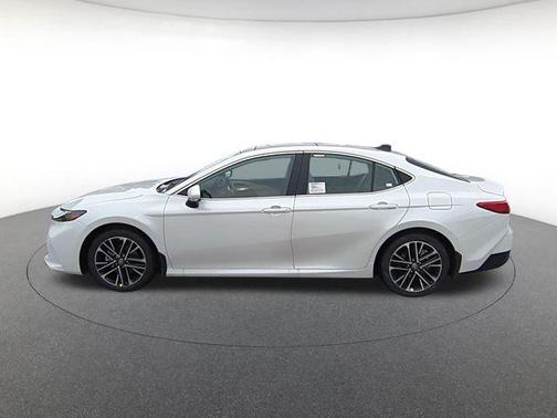 Pear 2026 Toyota Camry XLE