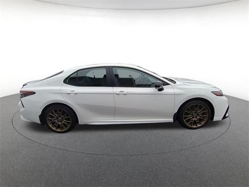 2024 Toyota Camry Hybrid SE