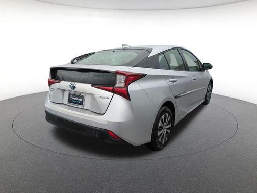 2022 Toyota Prius LE