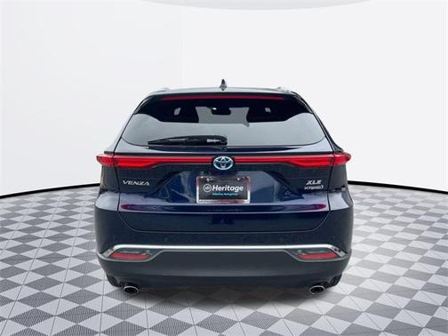 2022 Toyota Venza XLE