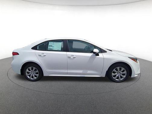 Ice 2026 Toyota Corolla LE