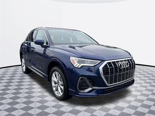 2024 Audi Q3 Premium 45 TFSI S line quattro Tiptronic