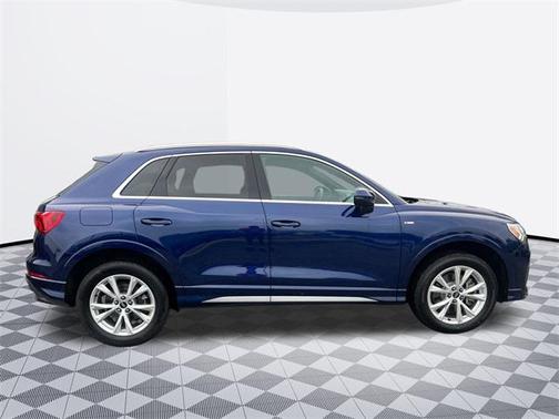 2024 Audi Q3 Premium 45 TFSI S line quattro Tiptronic