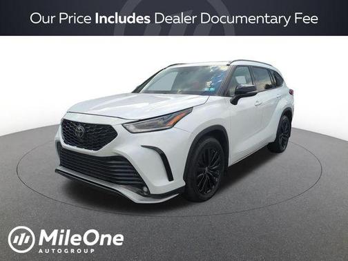 Wind Chill Pearl 2023 Toyota Highlander XSE