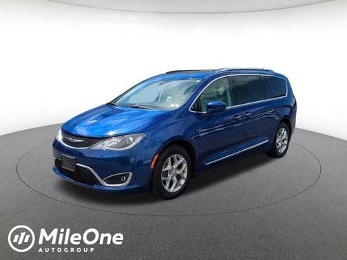 Ocean Blue Metallic 2019 Chrysler Pacifica Touring-L Plus