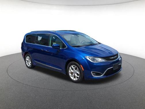 Ocean Blue Metallic 2019 Chrysler Pacifica Touring-L Plus