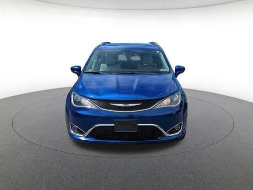 Ocean Blue Metallic 2019 Chrysler Pacifica Touring-L Plus