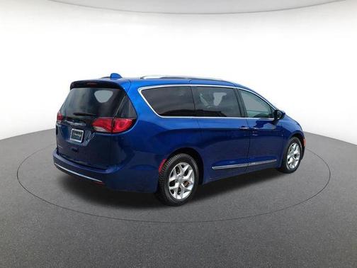 Ocean Blue Metallic 2019 Chrysler Pacifica Touring-L Plus