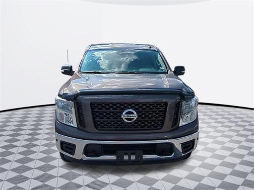 2019 Nissan Titan SV