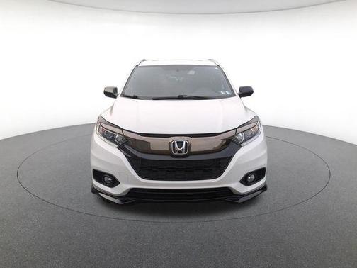 Platinum White Pearl 2021 Honda HR-V AWD Sport