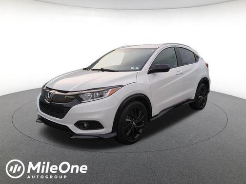 Platinum White Pearl 2021 Honda HR-V AWD Sport