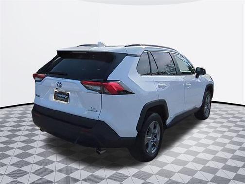 2024 Toyota RAV4 Hybrid LE