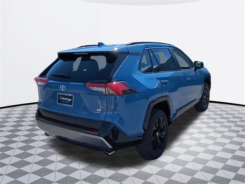 2025 Toyota RAV4 Hybrid SE