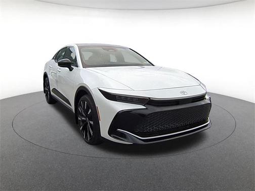 2026 Toyota Crown Platinum