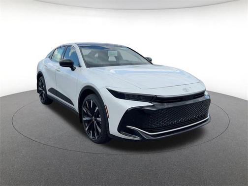 2026 Toyota Crown Platinum