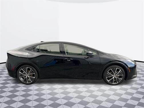 2023 Toyota Prius XLE