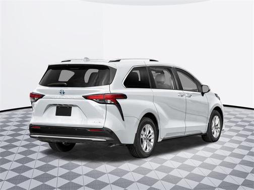 2025 Toyota Sienna Limited 7-Passenger