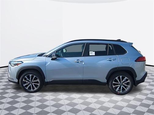2025 Toyota Corolla Cross XLE