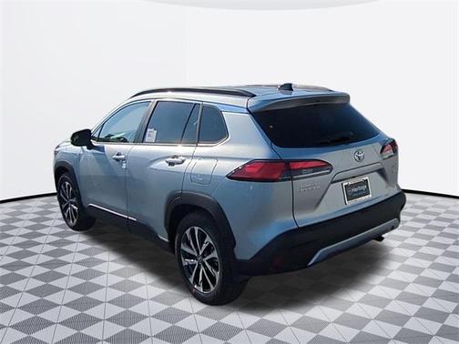 2025 Toyota Corolla Cross XLE