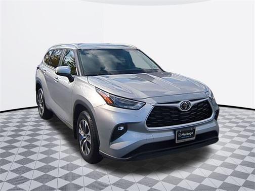 2024 Toyota Highlander XLE